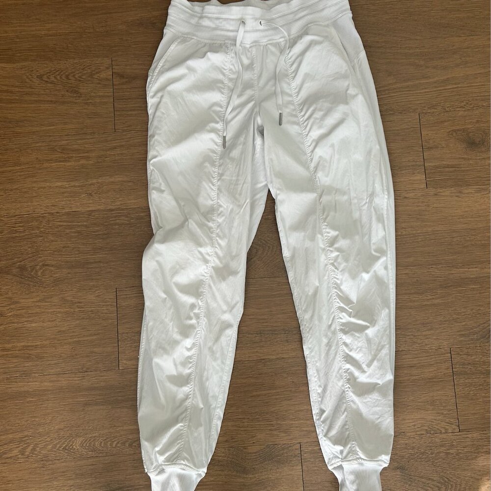 Dance Studio Mid-Rise Jogger Full Length - White